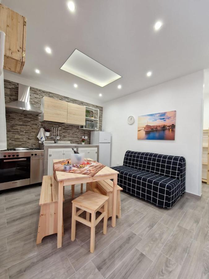 La Casa Di Teresa Hotel Taranto Eksteriør billede
